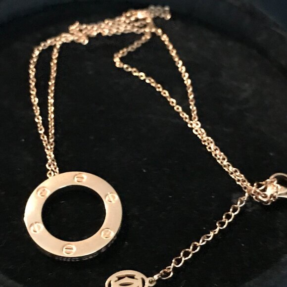 Necklace Pendant  - Rose Gold Color - Costume Jewelry - Picture 3 of 14